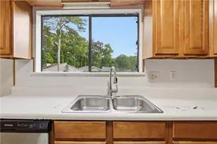 8132 Creekstone Ct, Riverdale, GA 30274 - Photo 15