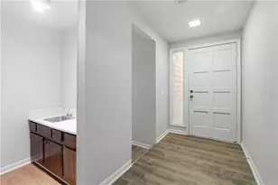 8132 Creekstone Ct, Riverdale, GA 30274 - Photo 9