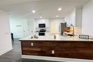 1896 Roxey Ln, Winder, GA 30680 - Photo 5
