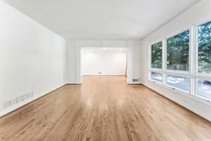 310 Clear Creek Ct, Roswell, GA 30076 - Photo 5