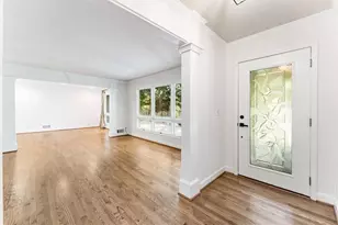 310 Clear Creek Ct, Roswell, GA 30076 - Photo 3