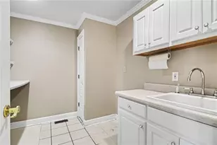 7913 S Barkers Bend Dr, Murrayville, GA 30564 - Photo 31