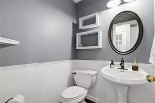 1005 Pebble Bend Dr, Grayson, GA 30017 - Photo 11