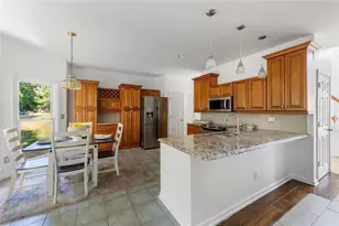 2932 Sunset View Cir, Suwanee, GA 30024 - Photo 17