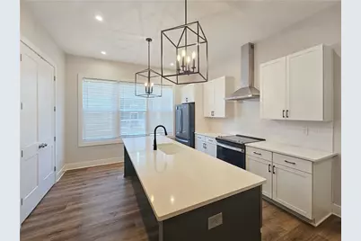 169 Color Circle, Atlanta, GA 30317 - Photo 3