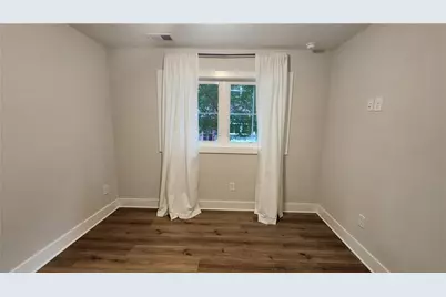 169 Color Circle, Atlanta, GA 30317 - Photo 9