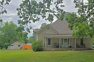 2863 Maysville Rd, Commerce, GA 30529 - Photo 1