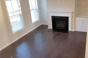 880 Sunset Park Dr, Suwanee, GA 30024 - Photo 5