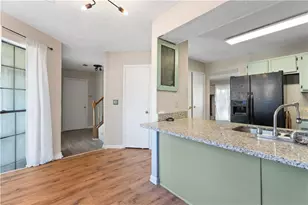 878 Heritage Oaks Dr, Stone Mountain, GA 30088 - Photo 7
