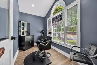 304 E Crossville Road, Roswell, GA 30075 - Photo 7