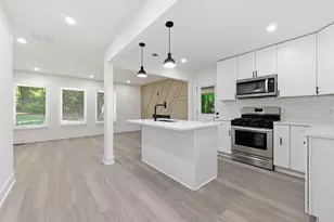 2866 Lancaster Dr, East Point, GA 30344 - Photo 5