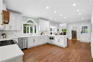 1085 Brooksglen Dr, Roswell, GA 30075 - Photo 11