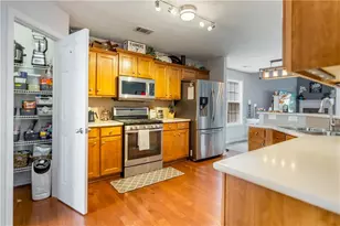 129 Village Dr, Canton, GA 30114 - Photo 17