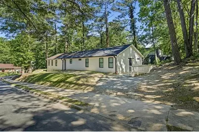 131 Holly Rd, NW, Atlanta, GA 30314 - Photo 21