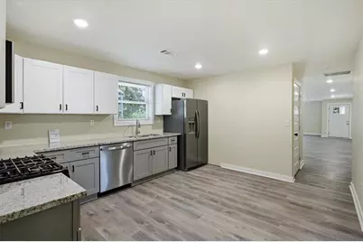 131 Holly Rd, NW, Atlanta, GA 30314 - Photo 9