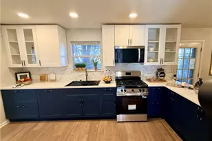 6102 Waterton Dr, Lithonia, GA 30058 - Photo 3