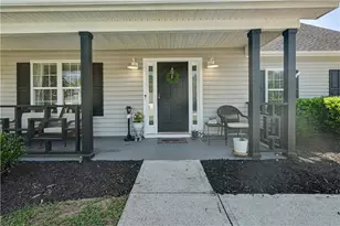 4001 Morning Dove Ct, Loganville, GA 30052 - Photo 3