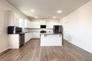 4740 Burningbush Way, Cumming, GA 30040 - Photo 7
