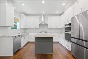 7285 Hedgerose Dr, Cumming, GA 30028 - Photo 13