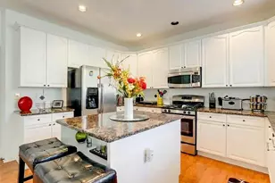 1430 White Flowers Ln, Lawrenceville, GA 30045 - Photo 9