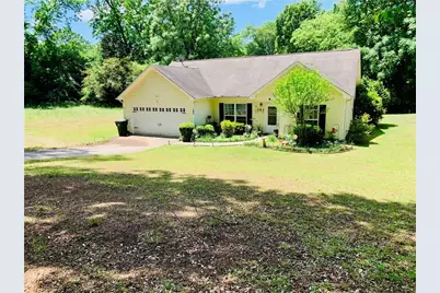 102 Granite Street, Hogansville, GA 30230 - Photo 1