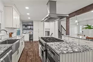1106 Aurora Ct, Dunwoody, GA 30338 - Photo 11