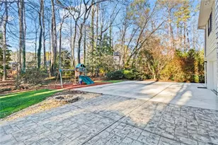 1106 Aurora Ct, Dunwoody, GA 30338 - Photo 33