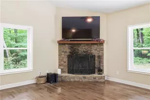 16 Allatoona Woods Trail SE, Acworth, GA 30102 - Photo 9