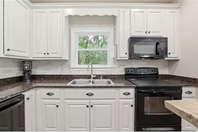 16 Allatoona Woods Trail SE, Acworth, GA 30102 - Photo 13