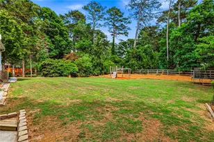 5424 Wedgewood Ct SW, Lilburn, GA 30047 - Photo 59