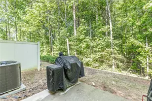 4775 Beacon Ridge Ln, Flowery Branch, GA 30542 - Photo 23