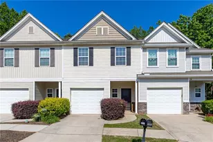 4775 Beacon Ridge Ln, Flowery Branch, GA 30542 - Photo 1