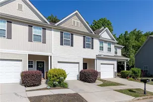 4775 Beacon Ridge Ln, Flowery Branch, GA 30542 - Photo 3