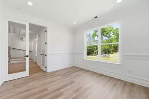 1016 Queens Bridge Way, Griffin, GA 30223 - Photo 5