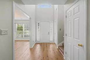 2575 Hamilton Parc Ln, Buford, GA 30519 - Photo 9