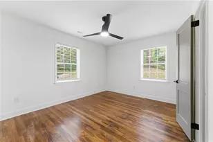 2762 Oldknow Dr NW, Atlanta, GA 30318 - Photo 11