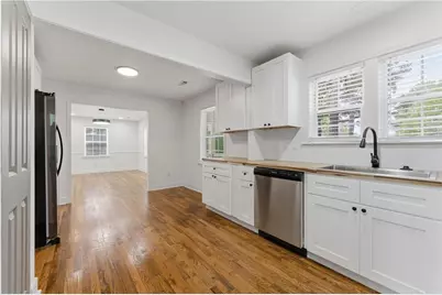 2762 Oldknow Drive NW, Atlanta, GA 30318 - Photo 9