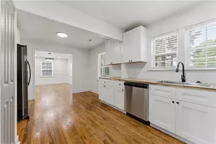 2762 Oldknow Dr NW, Atlanta, GA 30318 - Photo 9