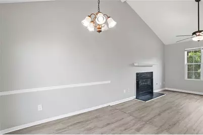 5855 Crescent Ridge Court, Lithonia, GA 30058 - Photo 15