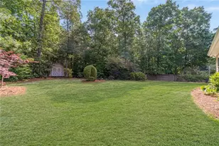 2111 Vintage Oaks Dr, Loganville, GA 30052 - Photo 3