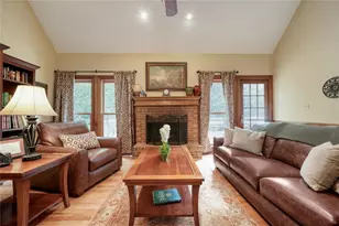 245 Emily Dr SW, Lilburn, GA 30047 - Photo 7