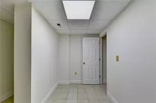 302 Derby Dr, Riverdale, GA 30274 - Photo 57