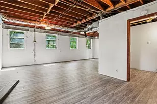 14 N Poplar St, Fairburn, GA 30213 - Photo 23