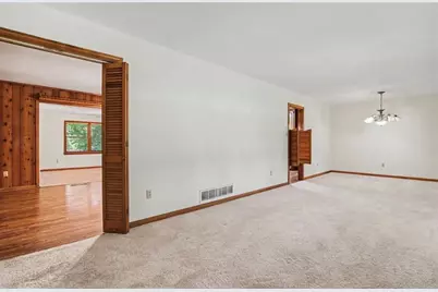14 N Poplar Street, Fairburn, GA 30213 - Photo 9