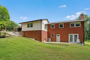 14 N Poplar St, Fairburn, GA 30213 - Photo 27