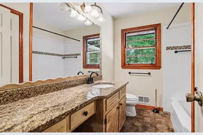 14 N Poplar Street, Fairburn, GA 30213 - Photo 21