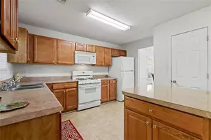6613 Pamplona Pl, South Fulton, GA 30349 - Photo 13
