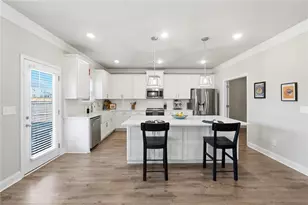 800 Eagles Nest Cv, Auburn, GA 30011 - Photo 7