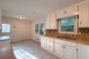7850 Clayton Rd, Jonesboro, GA 30236 - Photo 9