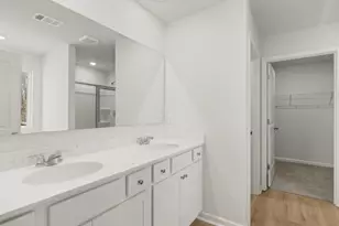 129 King Vlg, Braselton, GA 30517 - Photo 23